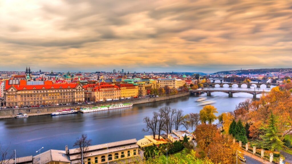 Best Places in Europe for a Romantic Getaway 6 4 13