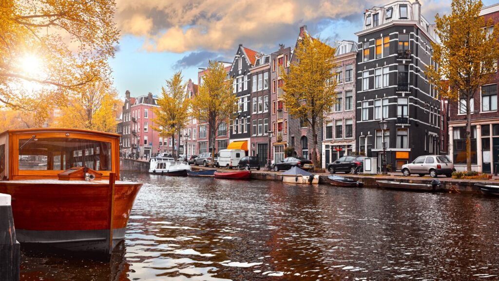 Solo Travel Europe Guide 4 Amsterdam Netherlands