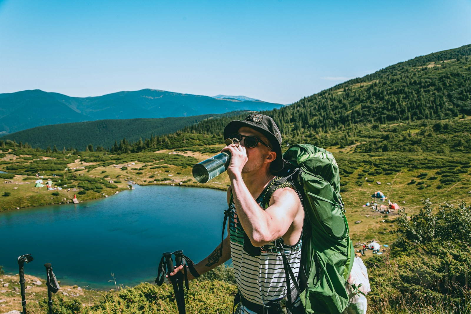 The Best Travel Strategies for First-Time Travelers 4 Travel Strategies. First-Time Travelers. Staying healthy is essential for enjoying your travels to the fullest.