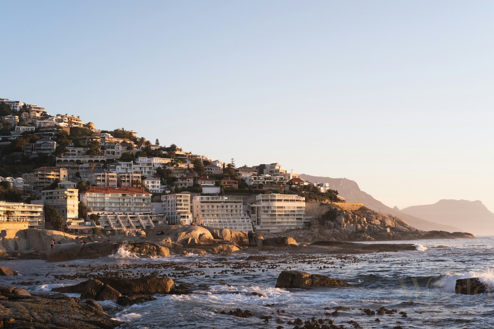 Secret Viewpoints in Cape Town Most Visitors Miss 2 Viewpoints in Cape Town. hidden viewpoint in Cape Town at Silver Point with ocean and mountain views.
